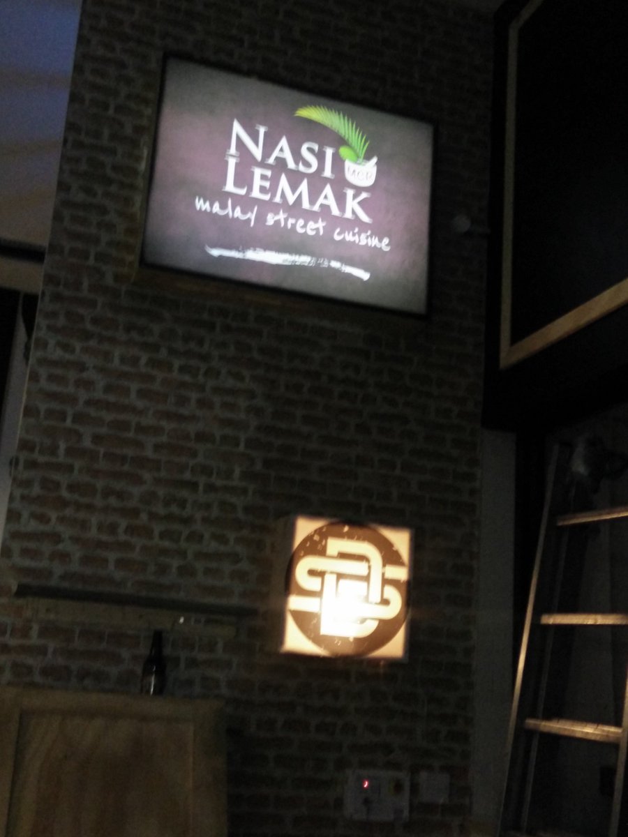 NasiLemak_MCR's tweet image. Finally got our signage up at our new outlet @_TheKitchens. Hope to start serving mid of next week. #funkitchen