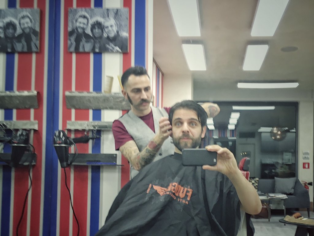 I preparativi per #EkisBday sono anche questo... 1kg di capelli in meno per Viaggiare Leggero!