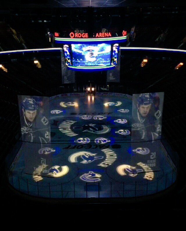 Ladislav_Smid's tweet photo. Game day!! Happy #HockeyDay #CGYvsVAN #CofRed #Flames https://t.co/6NEEj1Eba8