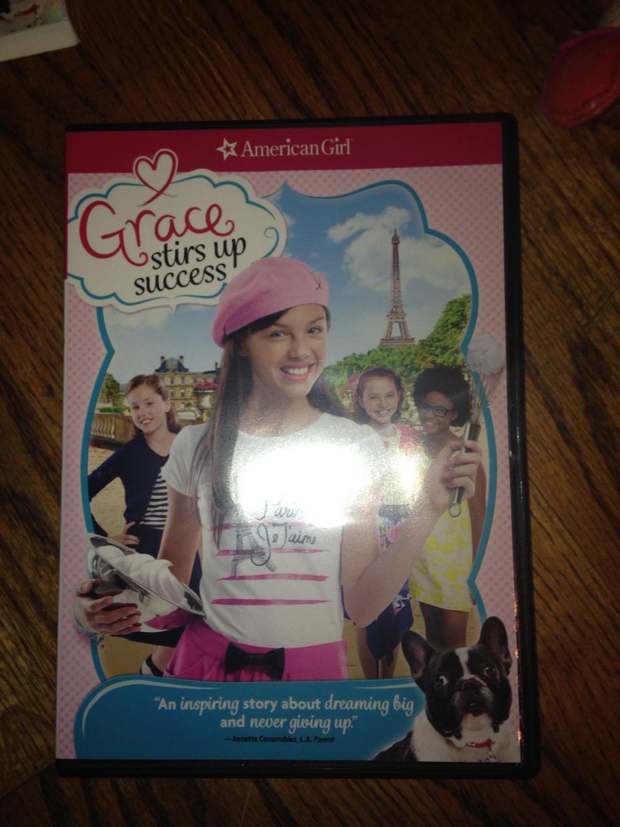 Isabel_Hazle's tweet photo. @reallycaitlin look what I found in my room #lifeisfast and #loveit https://t.co/n5vC7V2LO5