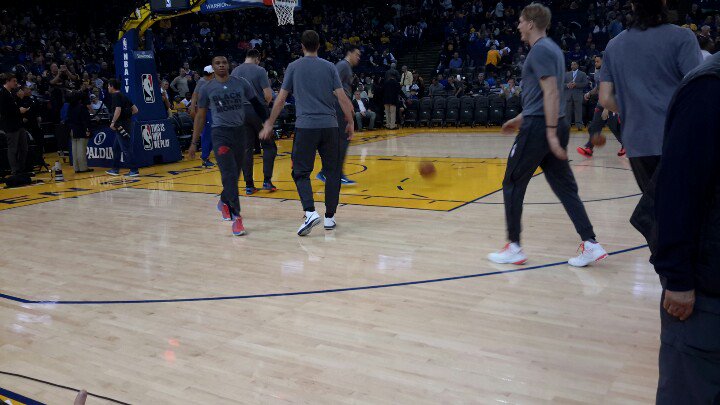 TalentedStats's tweet photo. Got better seats than Beyonce for the biggest sporting event in the Bay Area this weekend! #OKCatGSW https://t.co/CNFWTe6nFS