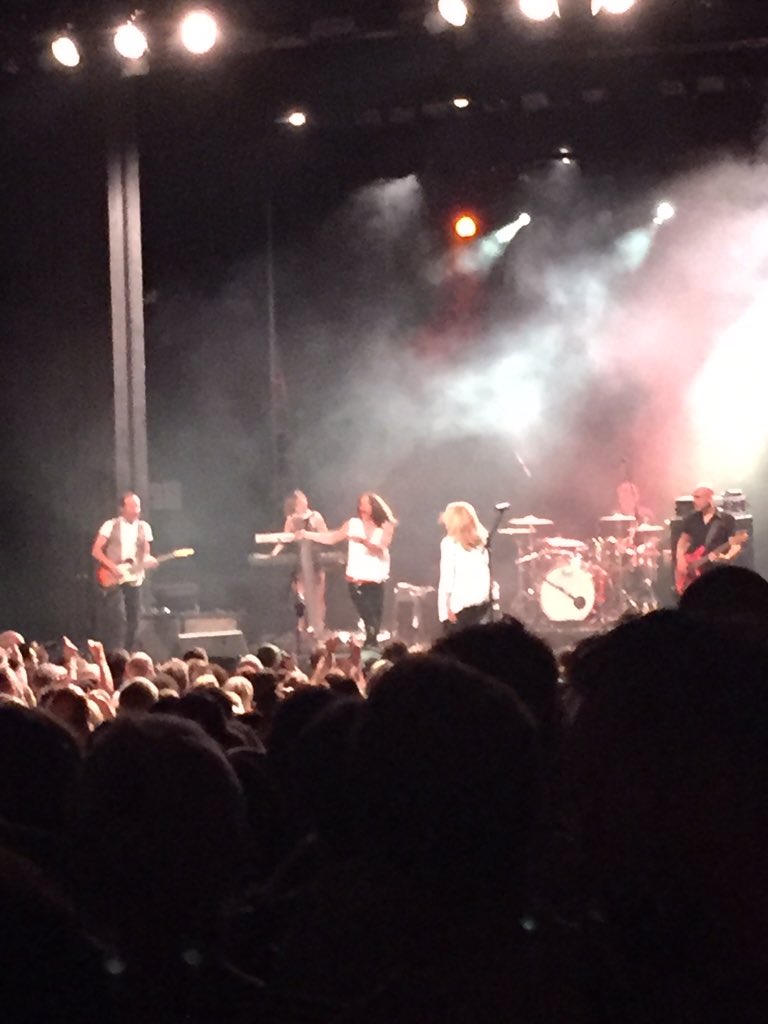 MsRabbit1908's tweet photo. @VivaBananarama Amazing performance by all 3 bands. But devo at no "l heard a rumour"! 😢😢 https://t.co/u5W3nH54sS