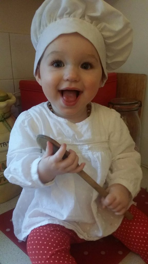 K80CUK's tweet photo. Baking with grandma! https://t.co/PTjJNvW7s6