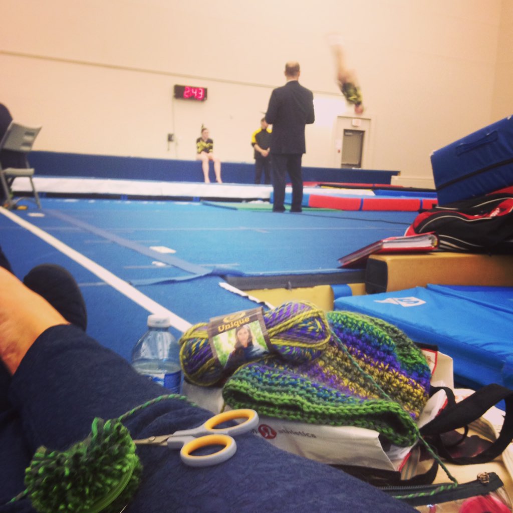 MeganAlanaCC's tweet photo. #workingwhilewaiting #behindschedule #Alberta #T&T #AlbertaCup1 #GrandePrairie #PowerTumbling #AirborneT&T https://t.co/d06SgjEJBO