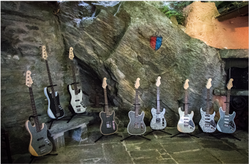 MakePlainStaff's tweet photo. new project @GuitarOfStone @wemakeit https://t.co/L0JVvRXibX https://t.co/6MEqs13ls6