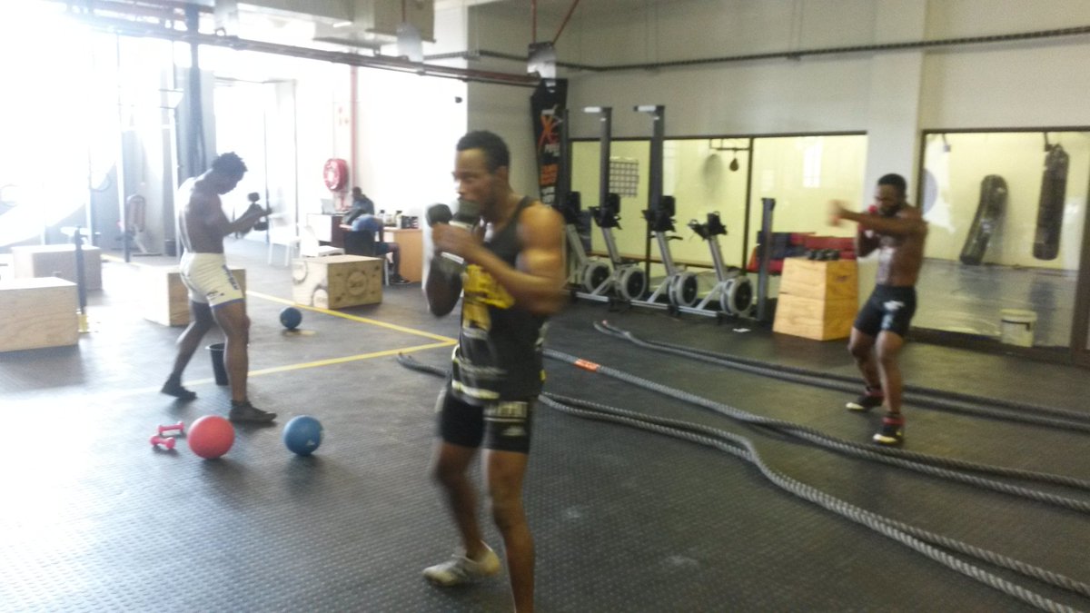 anicetkanyeba2's tweet photo. Showstopper kanyeba Anicet preparation efc 47 ready #100%# https://t.co/fDVdFS1rGG
