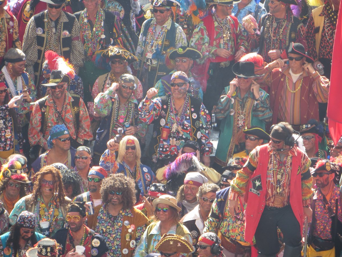 TravelMole's tweet photo. This time last week !! in the thick of the #pirate action #gasparilla @VisitTampaBay @VISITFLORIDA #huddle16 https://t.co/WaUjiBBFe9
