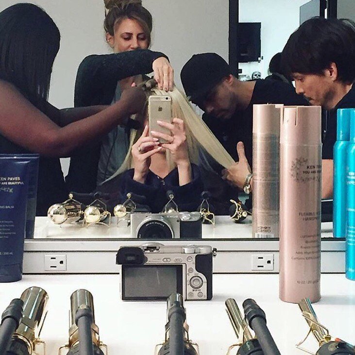 Behind the scenes @fablifeshow with <a href="/livingwithleah/">Leah Ashley</a>
#FABlifeshow
#KenPavesYouAreBeautiful <a href="/KenPavesYAB/">You Are Beautiful</a> #makeover