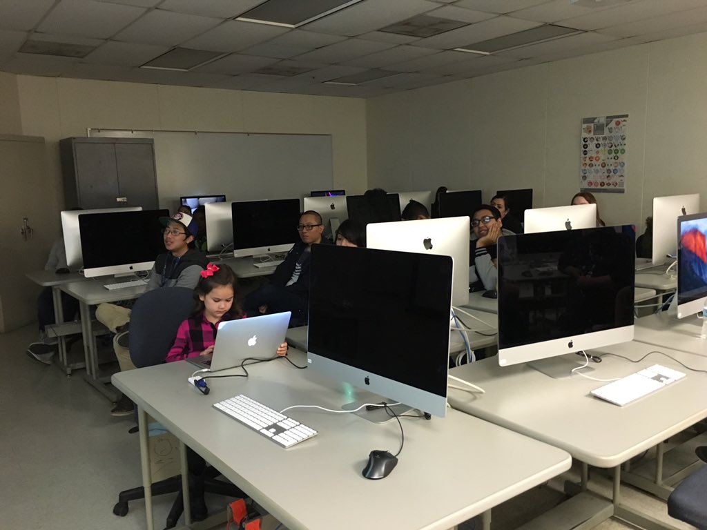 davechilders's tweet image. Watch out @seani @LeadEdTech - this girl killed it teaching "Frozen" coding to future teachers for @level33org