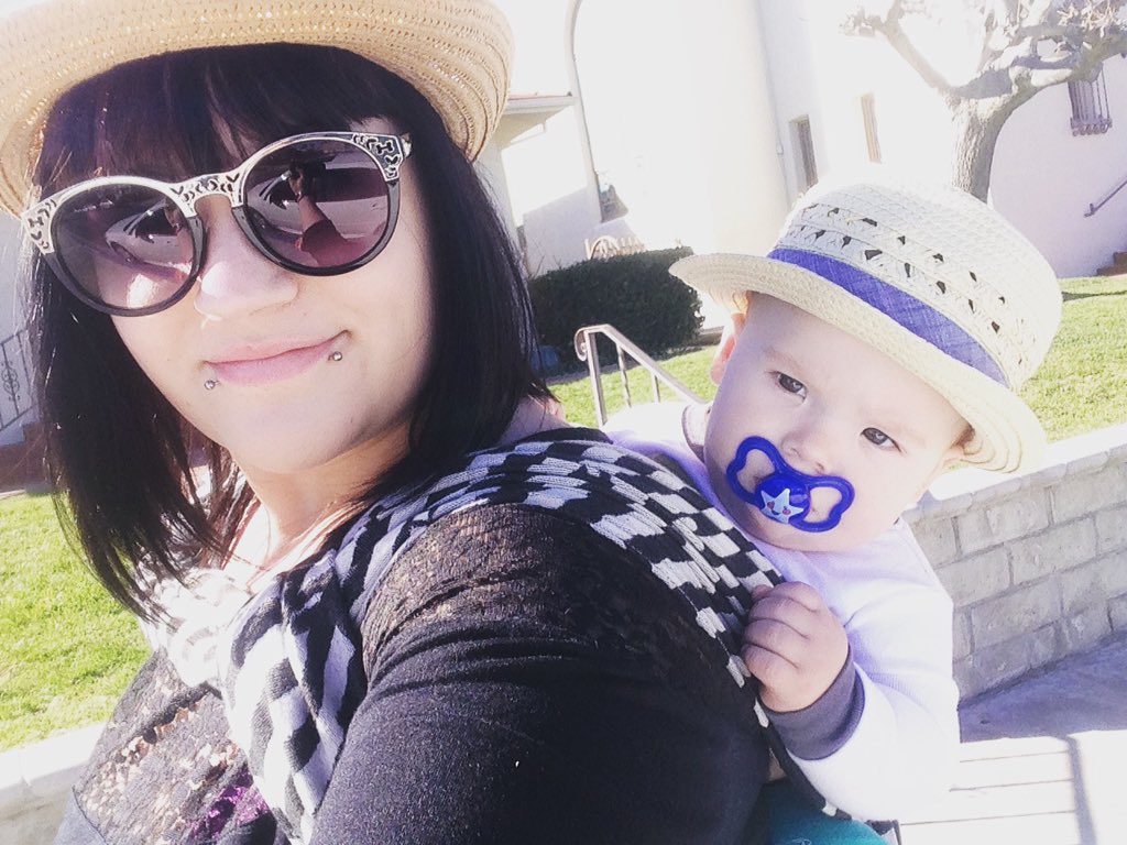 jademonet's tweet image. Adventuring