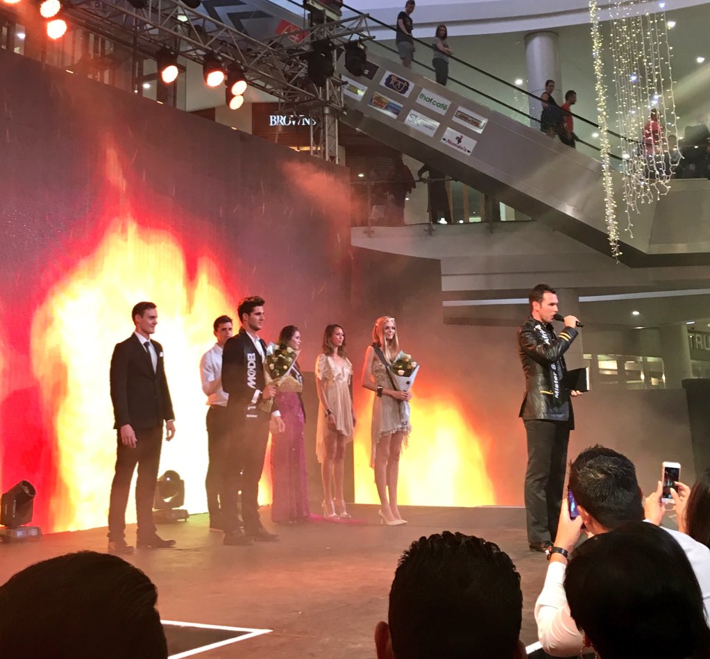 Lloydi_Boy's tweet photo. @ArmandDuPMrSA announces the winners of @officialTMSA at @MallCradlestone ππΌ #TopModelSA #TopModelSA2016 https://t.co/OhtdnzK5dP