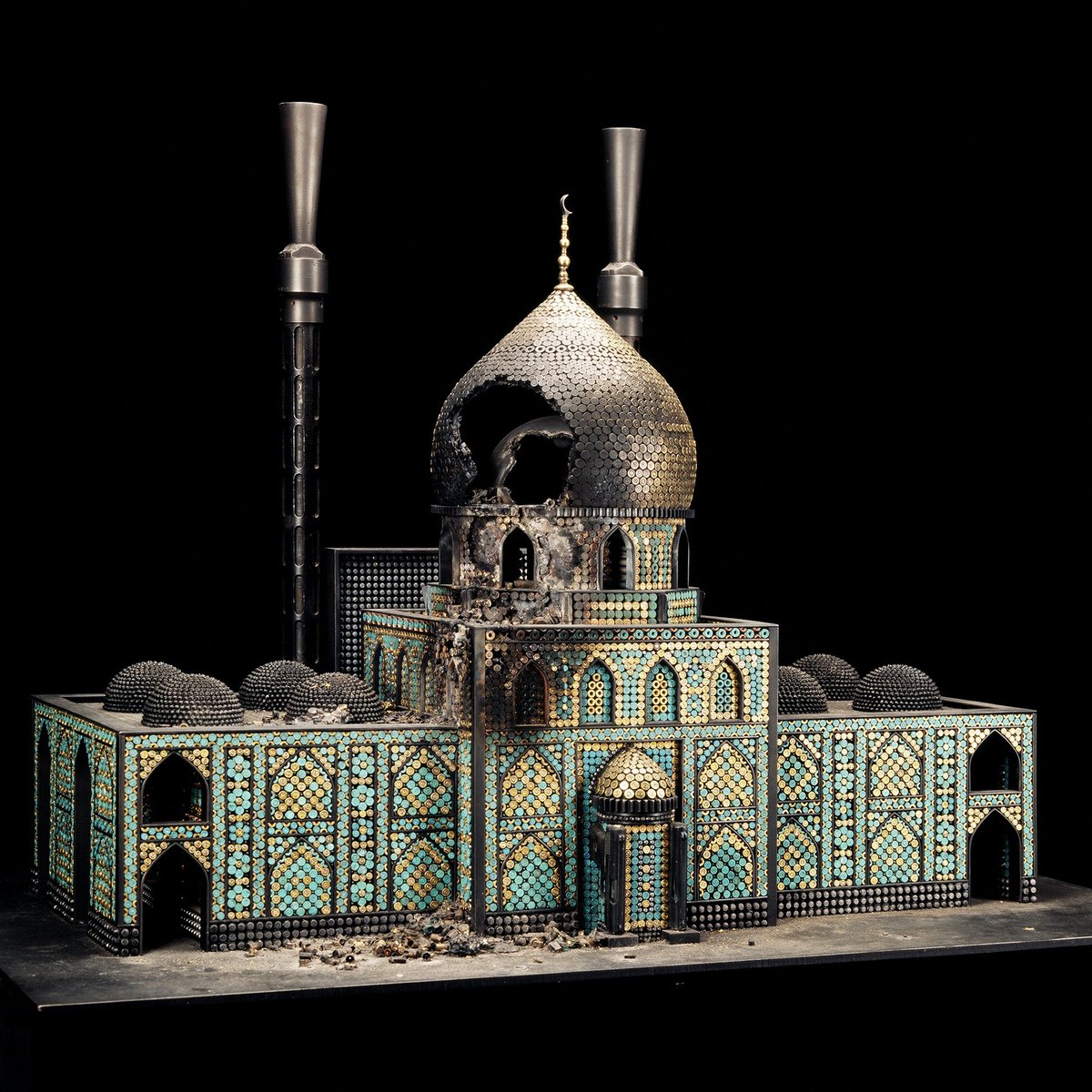 21cLouisville's tweet photo. Save the date! “Al Farrow: Wrath and Reverence” Talk & Reception FRI 2.12 6pm #21cAlFarrow https://t.co/FgidxAHlNj https://t.co/PbJYdkVAjJ