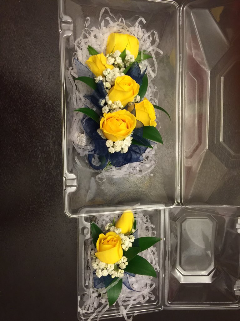 RedCarpetModel's tweet image. My sweet baby doll is getting ready for the 2016 Father/Daughter dance😊