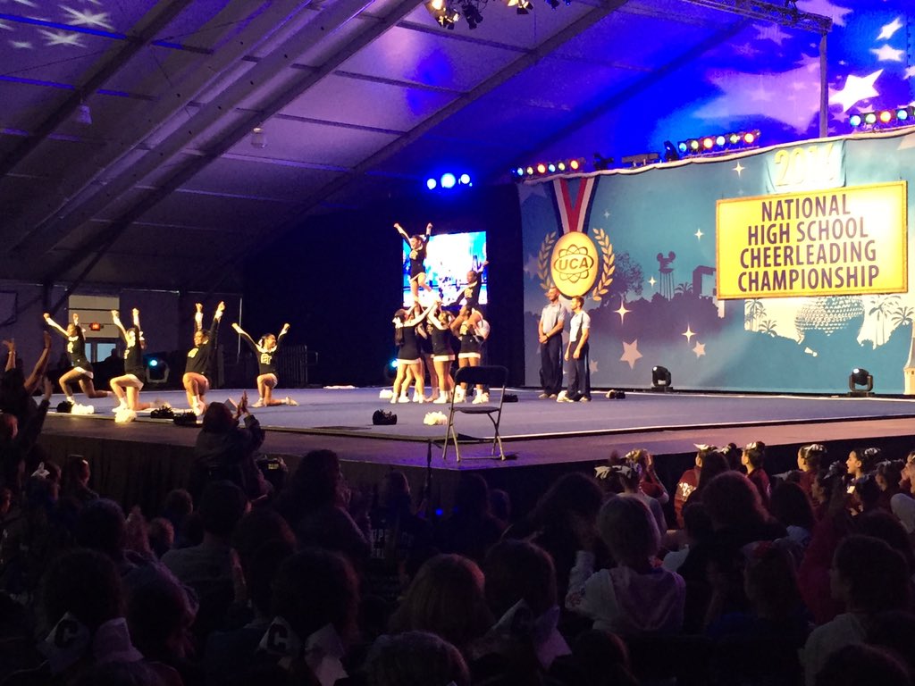 Ended prelims with a wonderful performance by the Burlington Township Sparkle Effect cheer team! #UCAnationals ✨