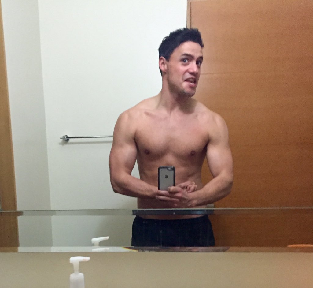 GilGarza11's tweet photo. Todo el mundo despues de ir al gym❗️quien diga que no MIENTE😂
📧 info@cuerposdecampeones.com
https://t.co/2kWScHkzVd https://t.co/T9Wy6DAKen