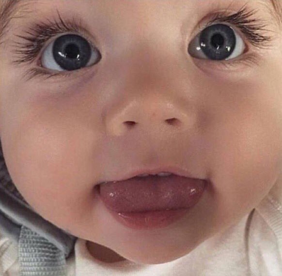 Az önce ekranı ısırdım