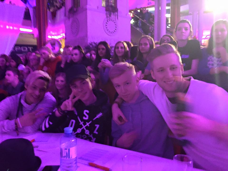 Juniorplaybackshow 2016
#s7rookiebrofaction