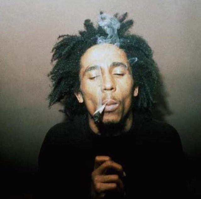 RapperUpdates's tweet photo. Today would have been Bob Marley's 71st birthday. 🍁💨🇯🇲 https://t.co/nfLwKuUsSW