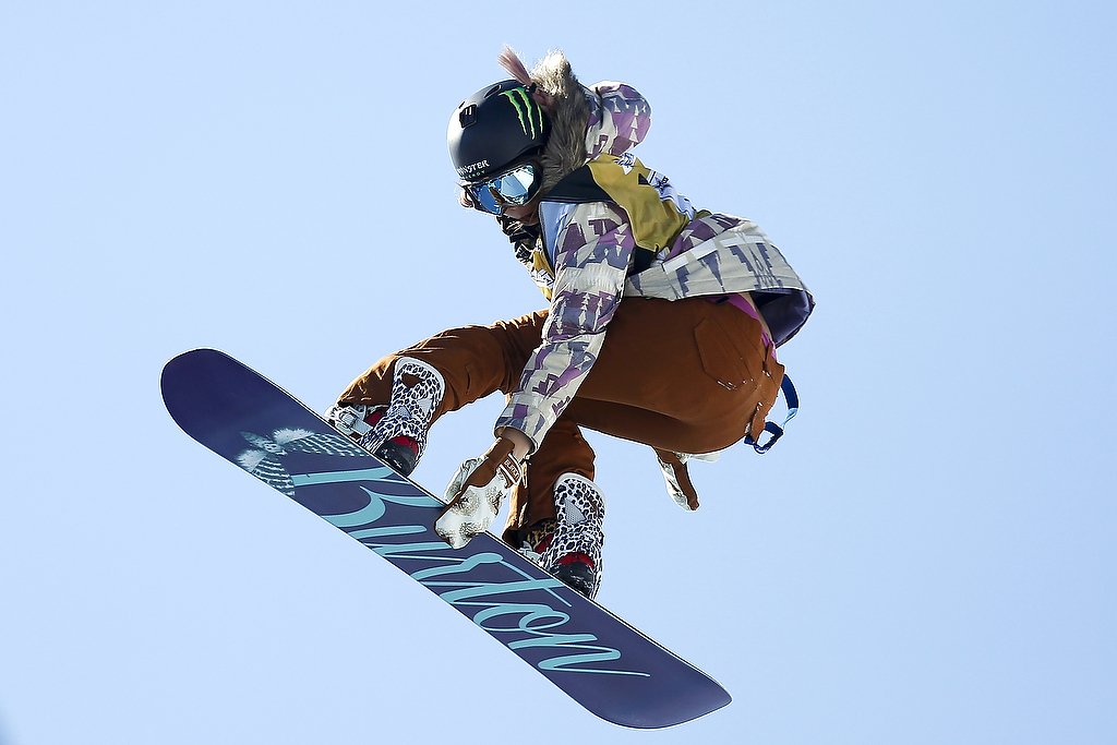 ParkRecSports's tweet photo. #chloekim makes #snowboarding history as the first woman to land back-to-back 1080s #parkcitygrandprix #parkrecord https://t.co/nA9f4HqOAU