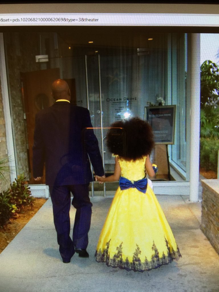 RedCarpetModel's tweet image. Nailed it