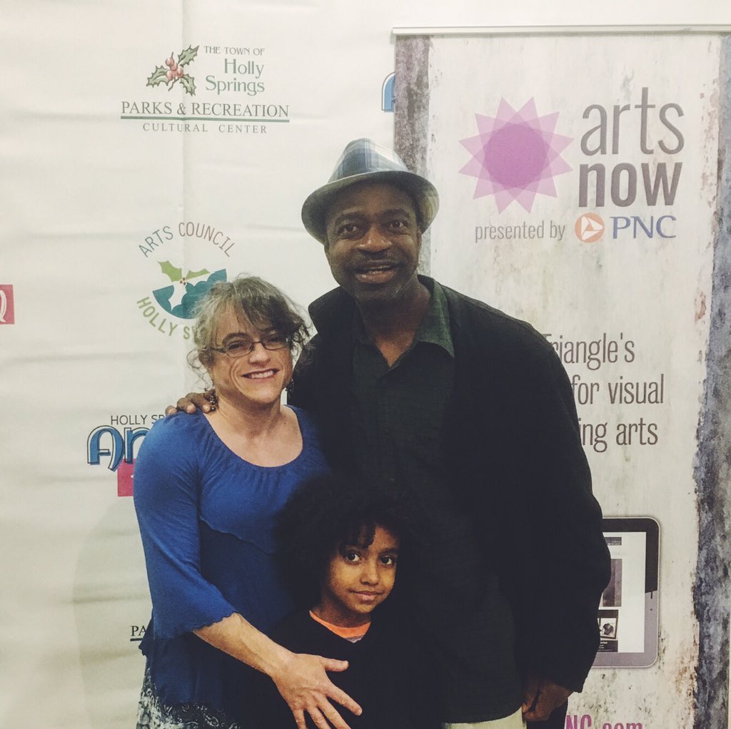 jamloafes's tweet photo. RT https://t.co/QtwEwAAYCC A fine looking family at the Holly Springs Arts Council gala! #HSCAF2016 #ArtsNowNC Ho… https://t.co/VsNCmS4fmo