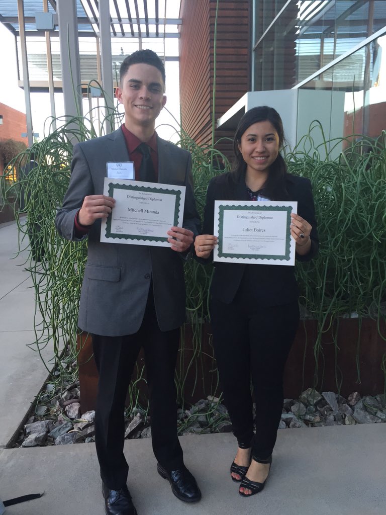 rmhsmodelun's tweet image. Congrats Mitchell Miranda &amp;amp; Juliet Baires winners of the Distinguished Delegate Award at MCCMUN! #diplomacy