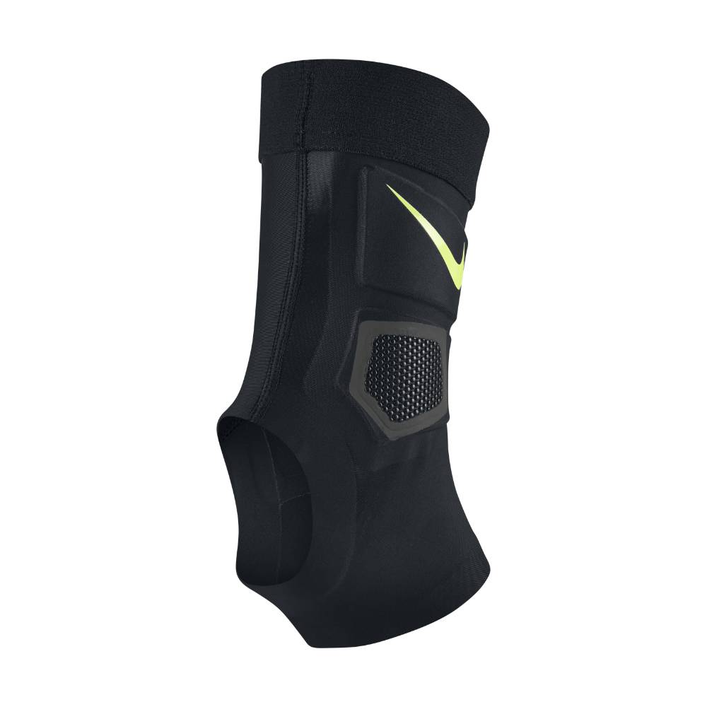 Soccer_Central's tweet image. @Nike #Hyperstrong Strike ankle sleeves, lightweight material with protection in key zones. #SoccerCentral #Nike