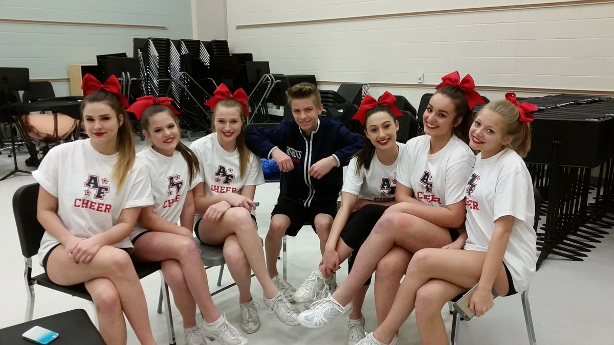 AFHS_Cheer's tweet photo. Great job at the talent show! #FriendshipFollies #AFHScheer https://t.co/ElYc9NuRHg