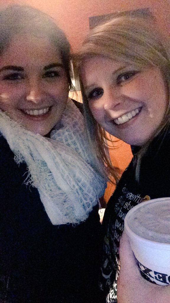 em20140280's tweet photo. Rodeo with my favorite cousin today even if it was freezing!!! https://t.co/SqoZFPh2TK