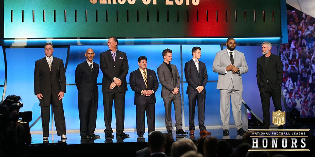 NFL's tweet photo. The @ProFootballHOF Class of 2016 is SET: https://t.co/drDjvK0Nag #PFHOF16 https://t.co/fZgEQjUfGn