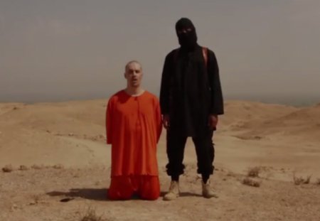 GottaBeGossip's tweet photo. Commentary: Sunni militants ... - #IslamicStateOfIraqAndTheLevant #JamesWrightFoley https://t.co/ychc60IzRT https://t.co/pzCALG42b3