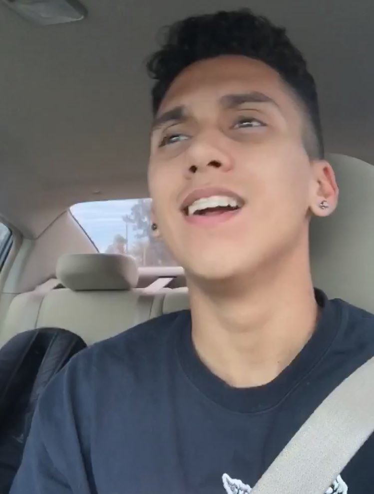 finessekidnick's tweet photo. When you and your girl arguing and you yell at her and she says "you won't hit me though!" https://t.co/CHZHPQhhhA