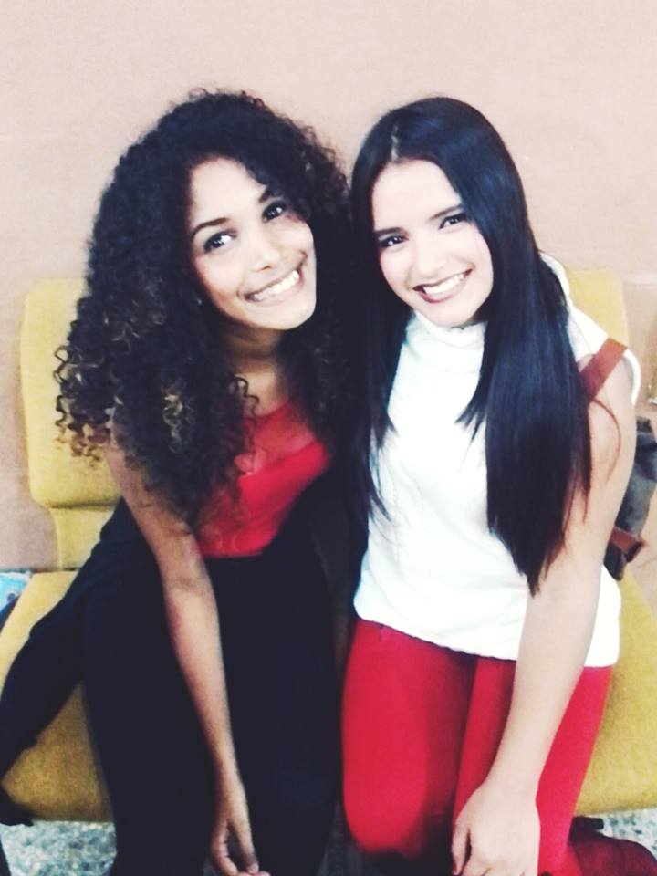 NaikaPerfct's tweet photo. 😻👭 https://t.co/pIuEig5mDC