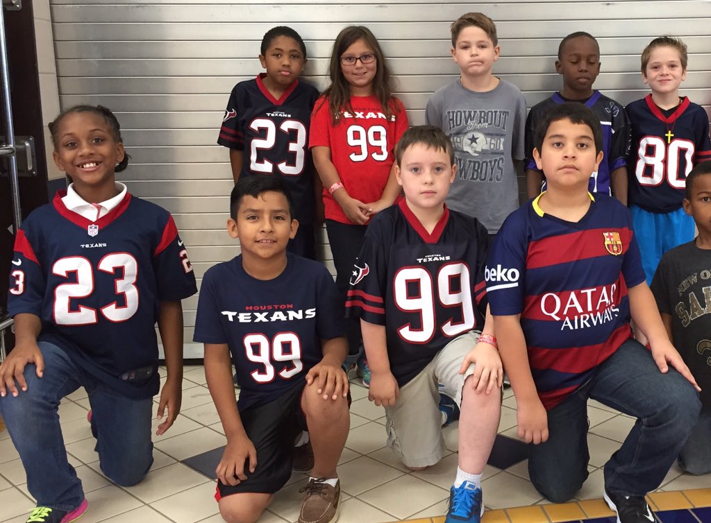 beeslibrarian's tweet photo. @JJWatt  your acceptance speech was dead on !! Kids wanna be U! #beeslibrarian https://t.co/aU2206vqMT