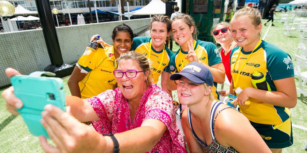 Aussie7s's tweet photo. You can never have enough selfies. #Sydney7s https://t.co/dnwUKrkg0M