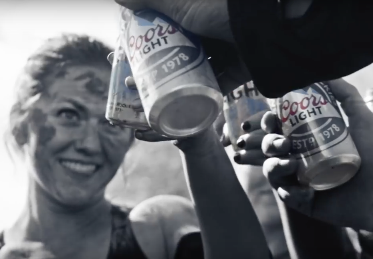 WomenintheWorld's tweet photo. New Coors Light ad campaign to appeal to conscientious Millennial women: https://t.co/LYB8leIeR9 https://t.co/Q91h5RpJD4