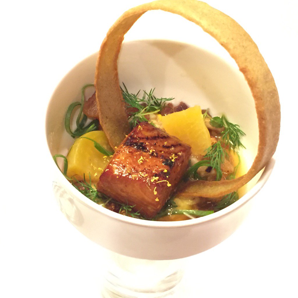CapitalDining's tweet photo. Ottawa chef @MarcLepine from Atelier final dish @GoldMedalPlates #CCC2016 https://t.co/cjmjOtgT19