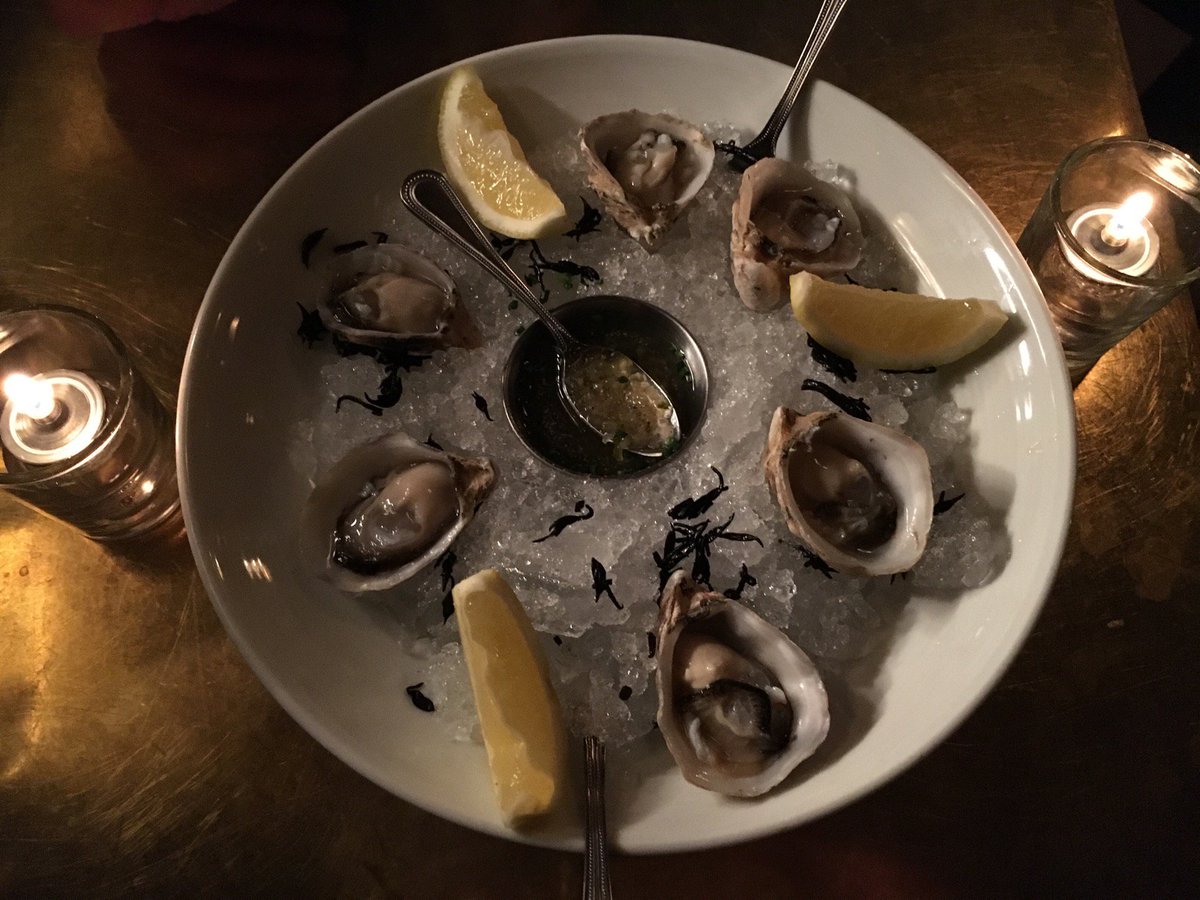 electru's tweet image. remembering the good nyc times last year #lachapter #fiveleaves (at @LAChapterCa) swarmapp.com/c/26DkXz7ZL99