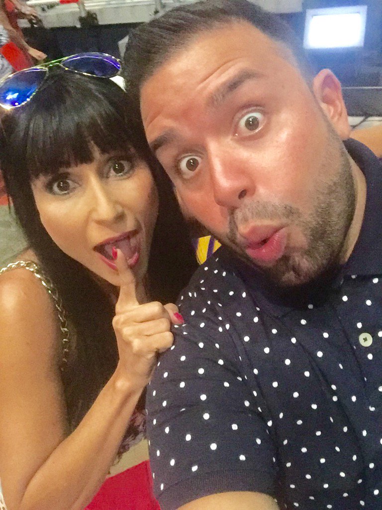 LadyMagica's tweet photo. Que nadie se entere ! Donde está la magia ! https://t.co/pywn8AoNQI