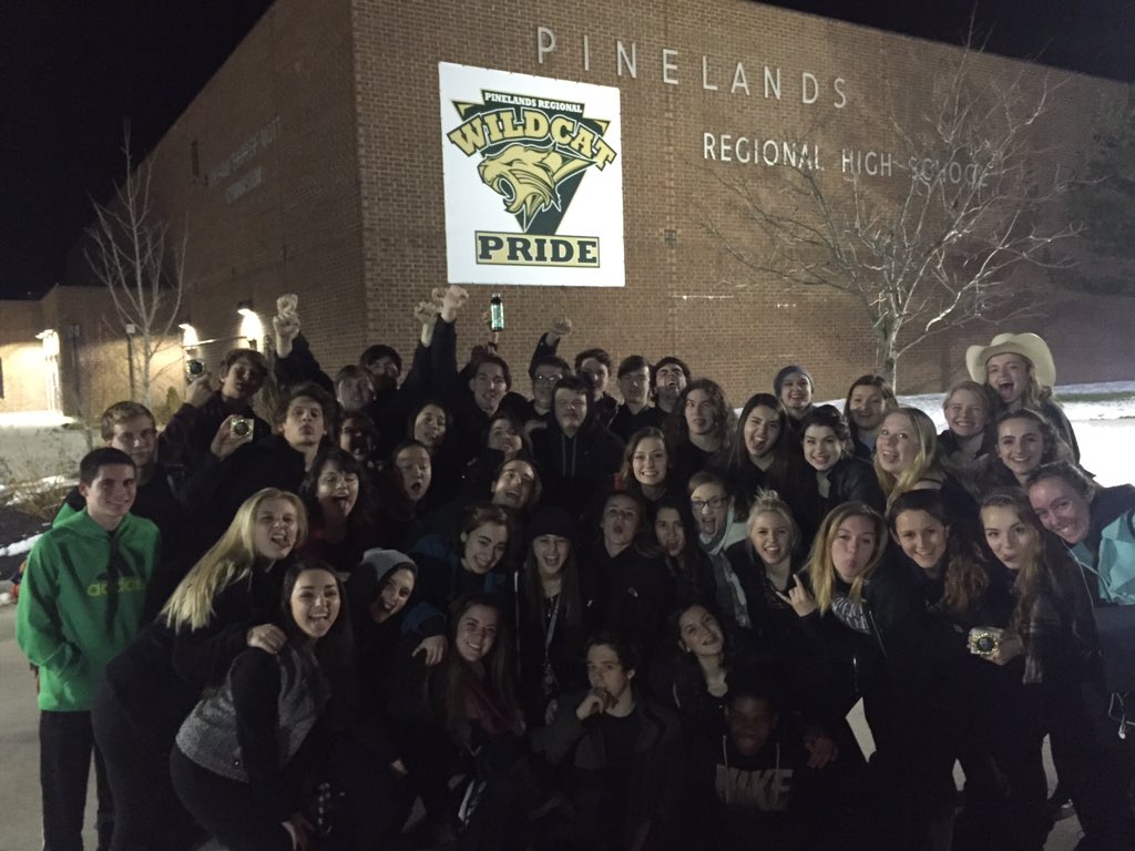 prhsthespians's tweet photo. #EasternComp16 #sillykids #pinelandsthespians https://t.co/sPh6xnDmo2