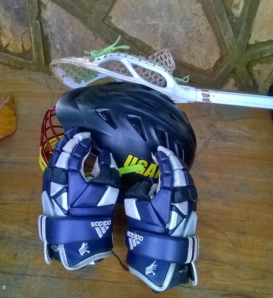 uganda_lacrosse's tweet photo. With the great @adidas original lacrosse gloves in Uganda,@AfricaLacrosse should watch new dev't. #GrowTheGame. https://t.co/nc065KXyea