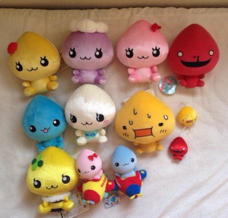 ぎぼりつこ しずくちゃん 絵本発売中 Tren Twitter 版元さんの倉庫で眠っていた しずくちゃんたちのぬいぐるみですが 26巻発売記念として 岩崎書店さんのサイトでプレゼント企画をして頂くことになりました 新刊発売は来月なので サイトが整いましたら こちら ぎぼりつこ しずくちゃん 絵本発売中 Tren Twitter 版元さんの倉庫で眠っていた しずくちゃんたちのぬいぐるみですが 26巻発売記念として 岩崎書店さんのサイトでプレゼント企画をして頂くことになりました 新刊発売は来月なので サイトが整いましたら こちら