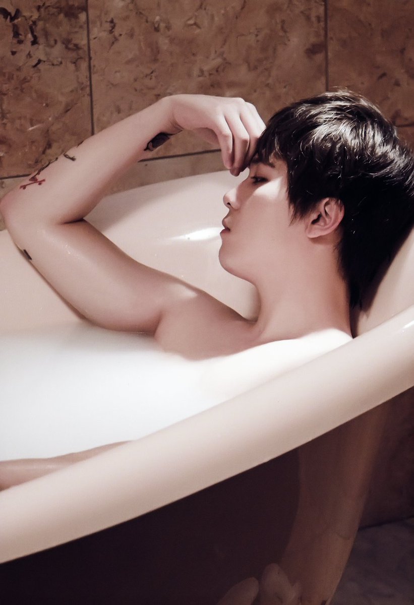 ___Hooooong___'s tweet photo. #이홍기 #AM302 初回 Scan 600dpi 1200px 43P:https://t.co/8b4lRjqSU3 https://t.co/NUvDAz9xEQ