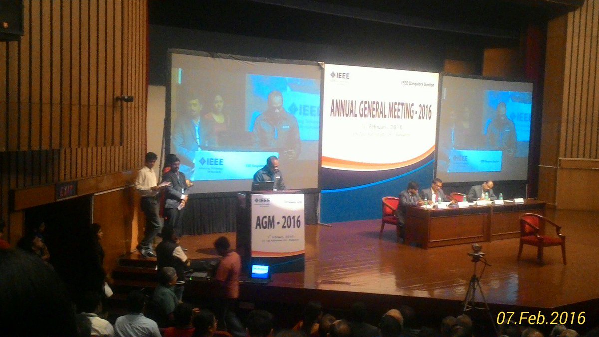 mgbhat08's tweet photo. #ieeeblragm2016 the event kicks off! SK Sir at his usual best https://t.co/yhLnHZHVUX