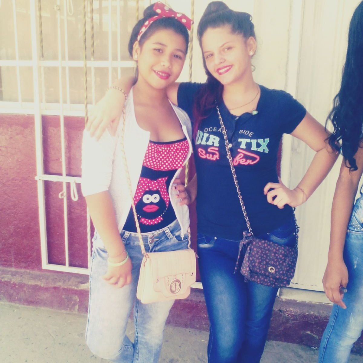 GutierrezYulit's tweet photo. Con ustedes mis reynas saben q las quiero aa todas..... nosotras las mismas de siempre las del combo https://t.co/UAmeDBfb07