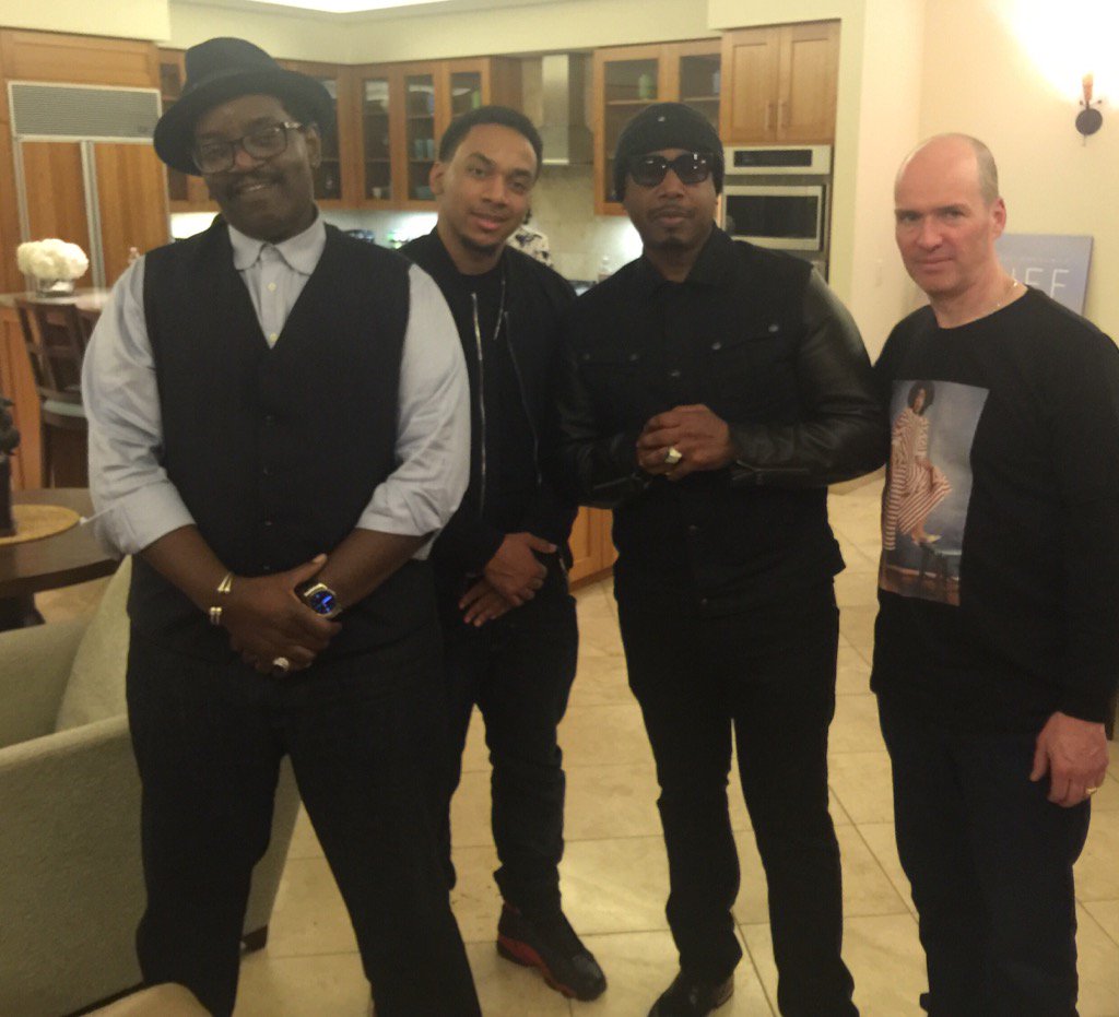 FABNEWYORK's tweet photo. We in San Fran w/ @euro, @MCHammer &amp; @bhorowitz doing it big for @FeliciaHorowitz Bday, ready for #SuperBowl ! https://t.co/1CGfVGs9gp