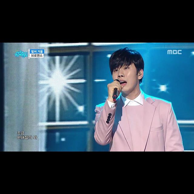 埋め込み画像への固定リンク