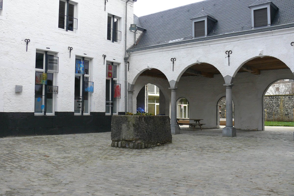 ConfluentNamur's tweet photo. https://t.co/XLtiEDWMh0 Académie des Beaux-Arts - À nouveau réunis sur un seul site https://t.co/rv11tFeo83