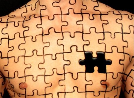 Body #artist <a href="/RobinSlonina/">Robin Slonina</a> prepares for #HopeLink #art show benefit event. bit.ly/ihbodyart <a href="/Link2Hope/">HopeLink of Southern Nevada</a>