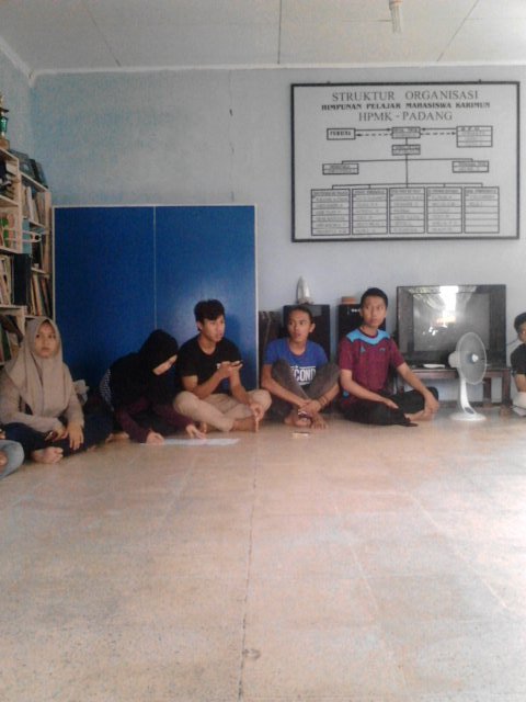 HPMK_Padang's tweet photo. Telah berlangsungnya rapat pembentukan Panitia MUBES HPMK_PADANG😊 @KarimunInfo https://t.co/peojsNwZNa